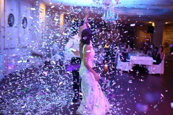 Groove with me | First Dance Confetti | Weddign Confetti | Pro-series Remote Controlled Single Barrel Confetti Cannon Launcher | Pro-series Remote Controlled Two Barrel Confetti Cannon Launcher