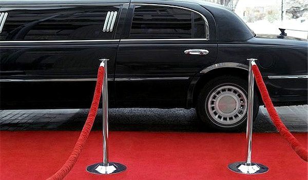 Red Carpet Event | Parties and Celebrations Awards | Party Supplies | Award Winning Decor | Winning Balloons